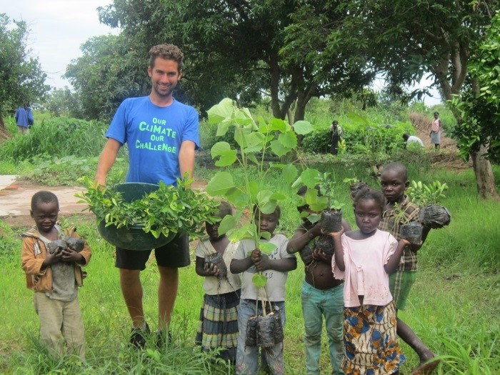 Tree-planting in Zambia during 2014